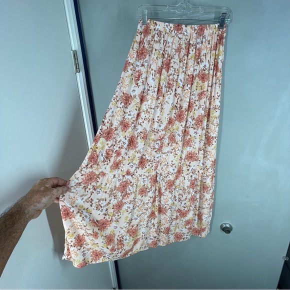 Hippie Floral Floral Boho Maxi Skirt Size XS Pink Rayon NWT - Picture 5 of 7